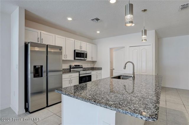 406 Easy Street, Sebastian, FL 32958