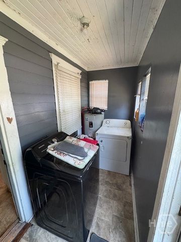 320 Forrest, Savannah, GA 31404