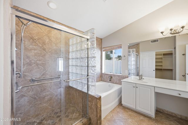 700 E GARY Drive, Chandler, AZ 85225