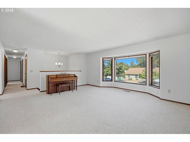 7115 Sw 125TH Pl, Beaverton, OR 97008