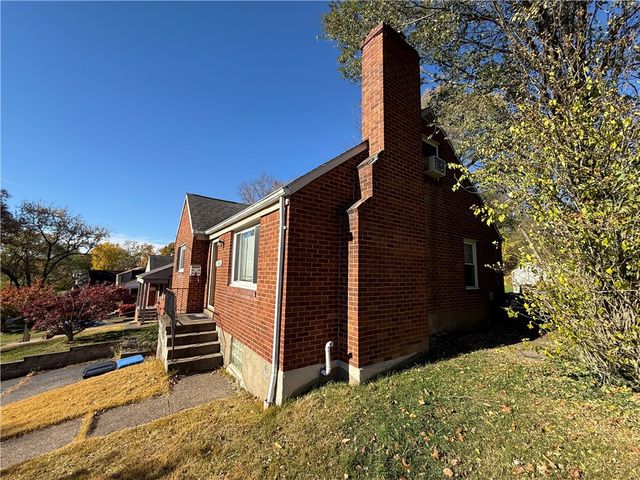 1948 Elmbrook Ln, Scott Twp, PA 15243