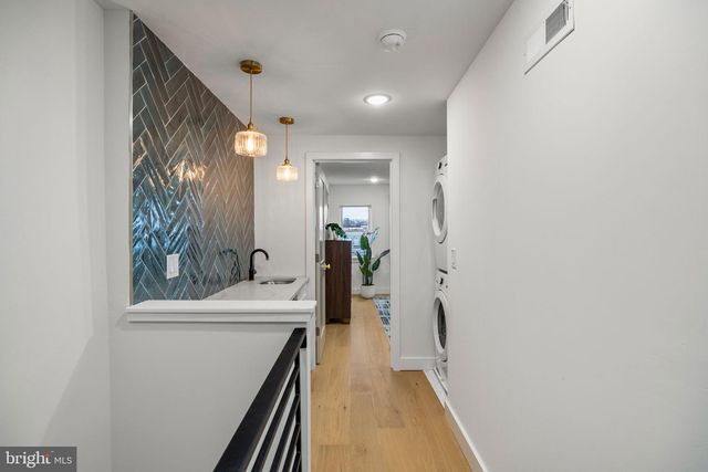 1613 N LAWRENCE ST, Philadelphia, PA 19122