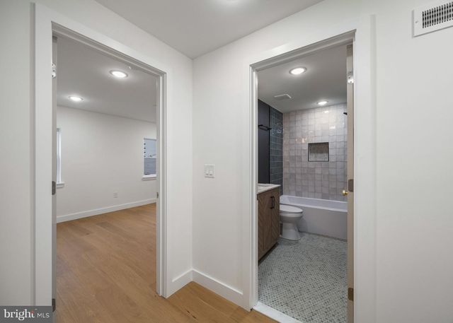 1613 N LAWRENCE ST, Philadelphia, PA 19122