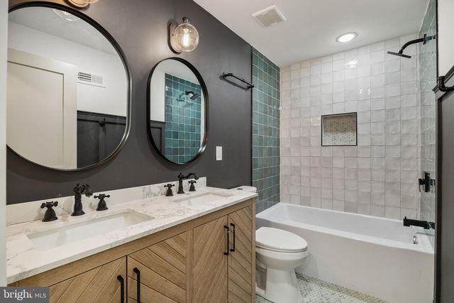 1613 N LAWRENCE ST, Philadelphia, PA 19122