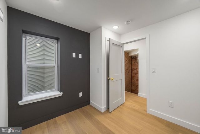 1613 N LAWRENCE ST, Philadelphia, PA 19122