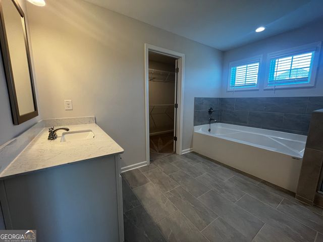 311 Shoshone Circle, Kathleen, GA 31047