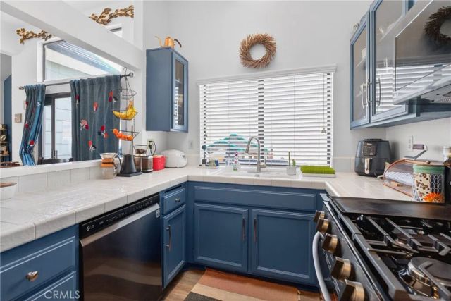 24043 Blacker House Court, Valencia, CA 91355