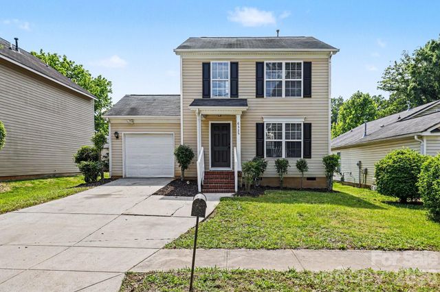 6325 Linda Vista Lane, Charlotte, NC 28216