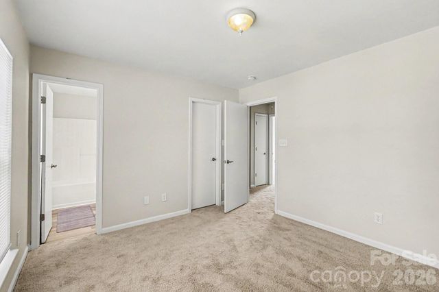 6325 Linda Vista Lane, Charlotte, NC 28216