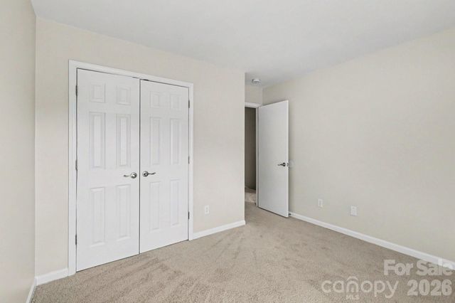 6325 Linda Vista Lane, Charlotte, NC 28216