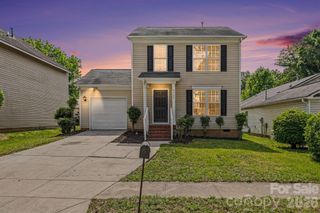 6325 Linda Vista Lane, Charlotte, NC 28216