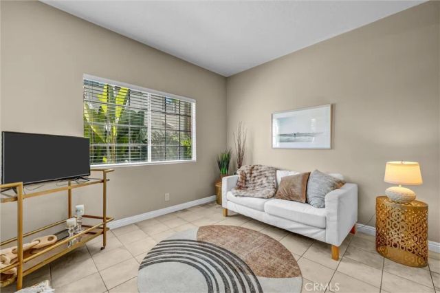 10 Flor De Mar, Rancho Santa Margarita, CA 92688
