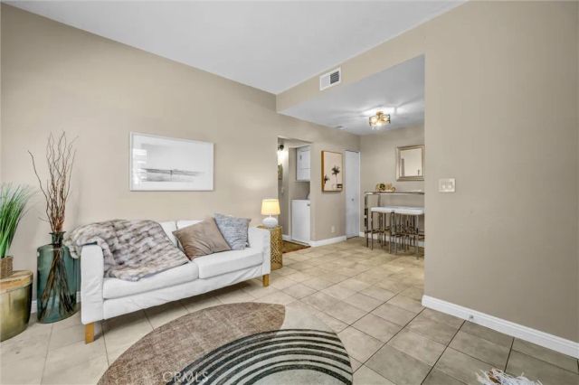 10 Flor De Mar, Rancho Santa Margarita, CA 92688