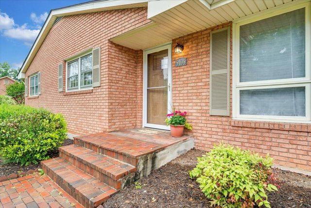 5105 Medmont CIR, Roanoke, VA 24018
