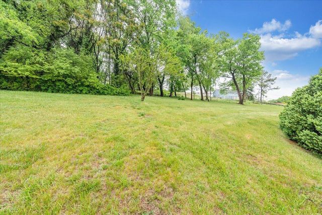 5105 Medmont CIR, Roanoke, VA 24018