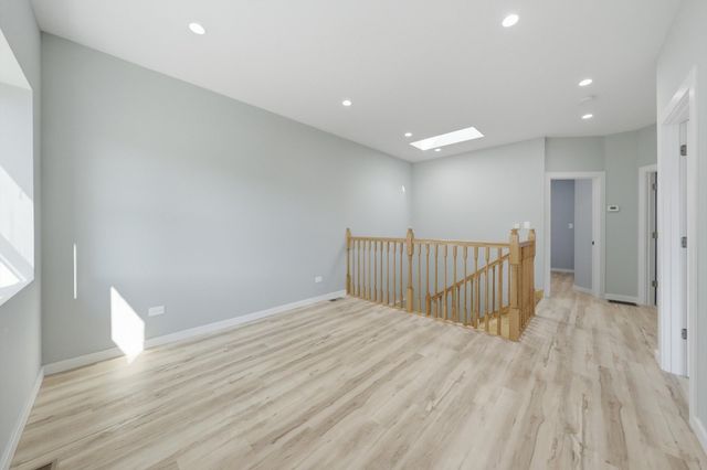 4642 W Monroe Street, Chicago, IL 60644