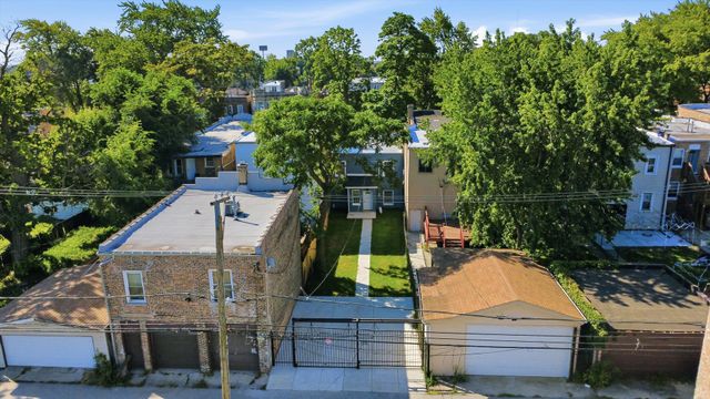 4642 W Monroe Street, Chicago, IL 60644