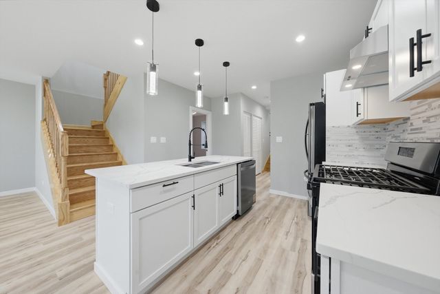 4642 W Monroe Street, Chicago, IL 60644