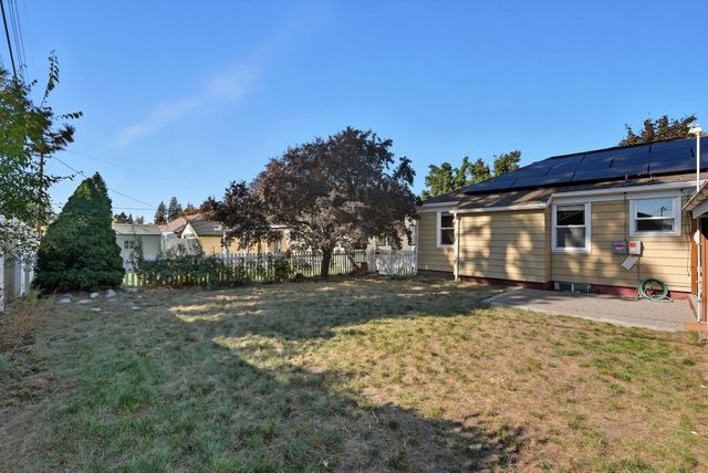 2521 W Walton Ave, Spokane, WA 99205