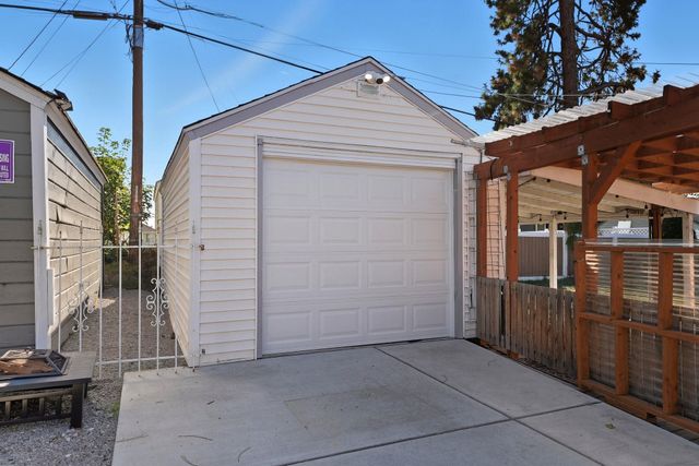 2521 W Walton Ave, Spokane, WA 99205