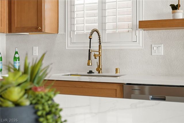 1762 Clearwater Canyon Drive, Henderson, NV 89012