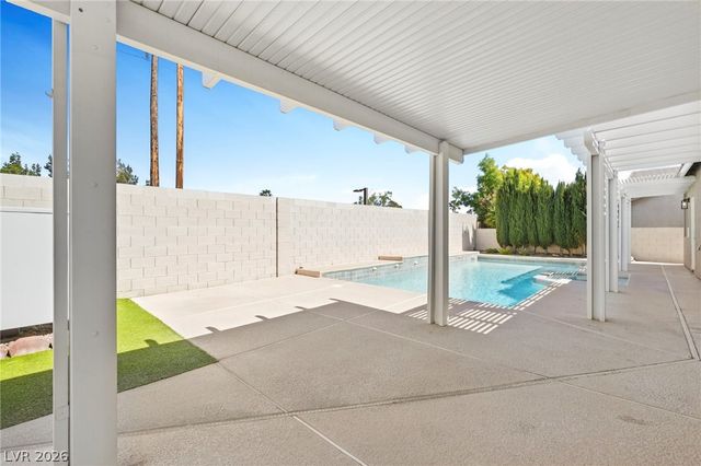 1762 Clearwater Canyon Drive, Henderson, NV 89012