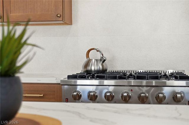 1762 Clearwater Canyon Drive, Henderson, NV 89012