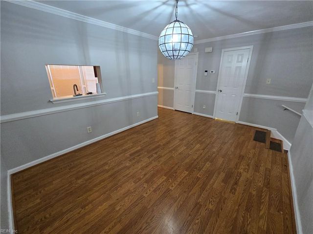 166 Majestic CIR, Virginia Beach, VA 23452