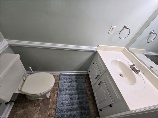 166 Majestic CIR, Virginia Beach, VA 23452