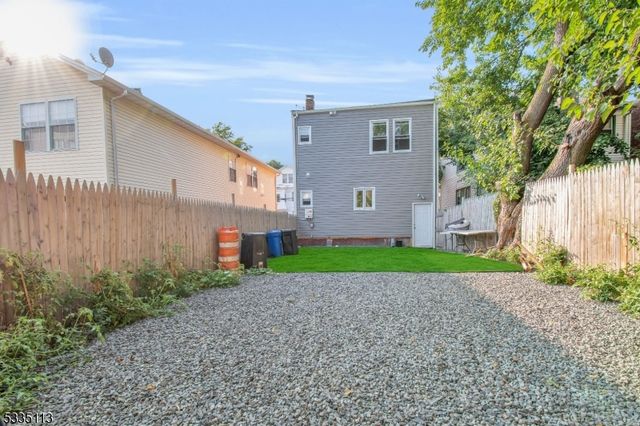 30 Grace St, Irvington Twp., NJ 07111