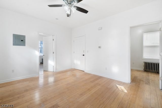 30 Grace St, Irvington Twp., NJ 07111