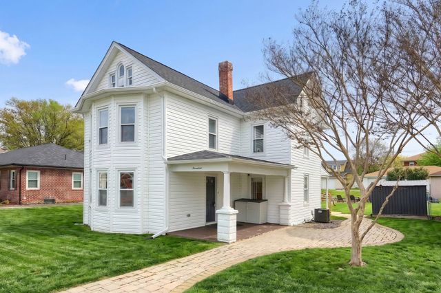 17 N 3RD ST, Mount Wolf, PA 17347