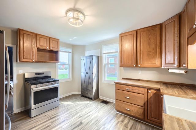 17 N 3RD ST, Mount Wolf, PA 17347