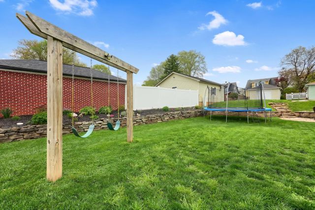 17 N 3RD ST, Mount Wolf, PA 17347
