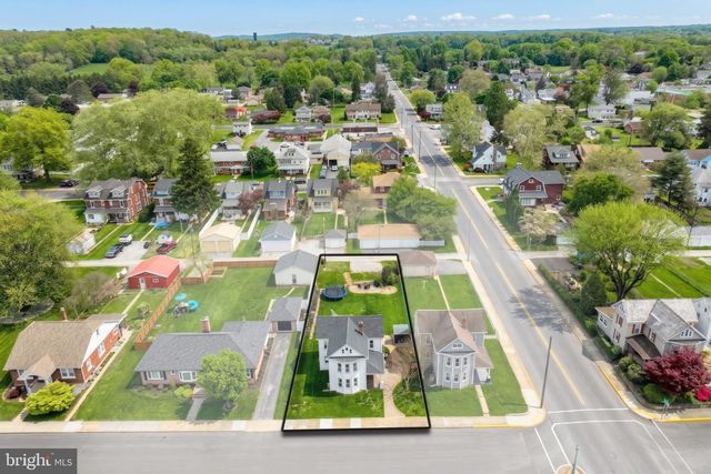 17 N 3RD ST, Mount Wolf, PA 17347