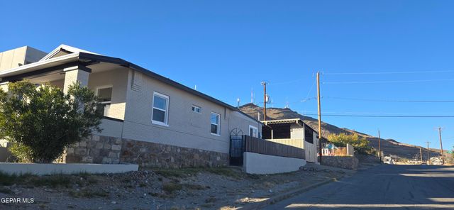 1911 Grandview Avenue, El Paso, TX 79902