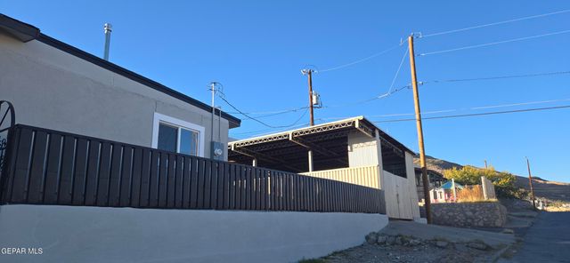 1911 Grandview Avenue, El Paso, TX 79902