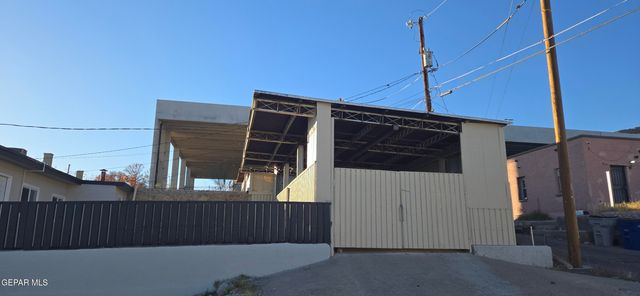 1911 Grandview Avenue, El Paso, TX 79902