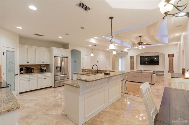 2017 Glendale Drive, Edinburg, TX 78541