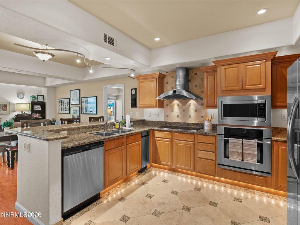 200 W 2nd Street 1406, Reno, NV 89501