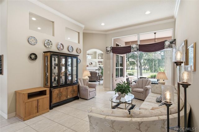 1041 W Beagle Run Loop, Hernando, FL 34442
