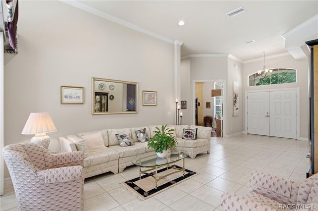 1041 W Beagle Run Loop, Hernando, FL 34442