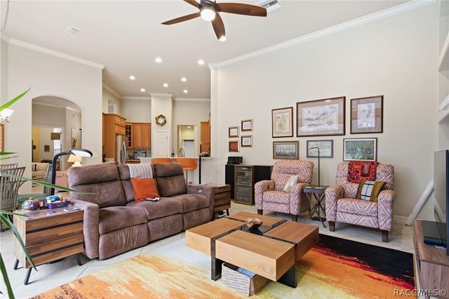 1041 W Beagle Run Loop, Hernando, FL 34442