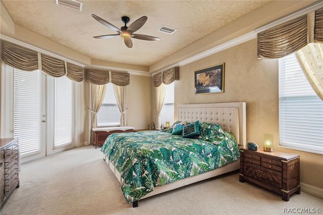 1041 W Beagle Run Loop, Hernando, FL 34442
