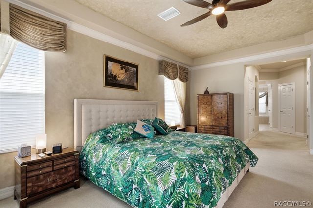 1041 W Beagle Run Loop, Hernando, FL 34442