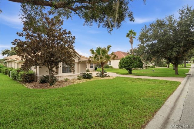 1041 W Beagle Run Loop, Hernando, FL 34442