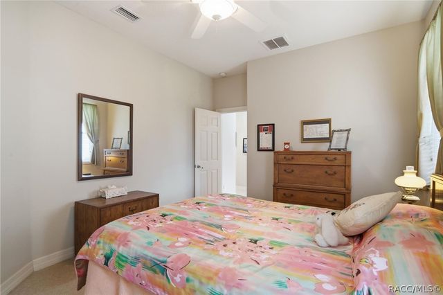 1041 W Beagle Run Loop, Hernando, FL 34442