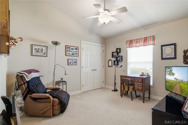 1041 W Beagle Run Loop, Hernando, FL 34442