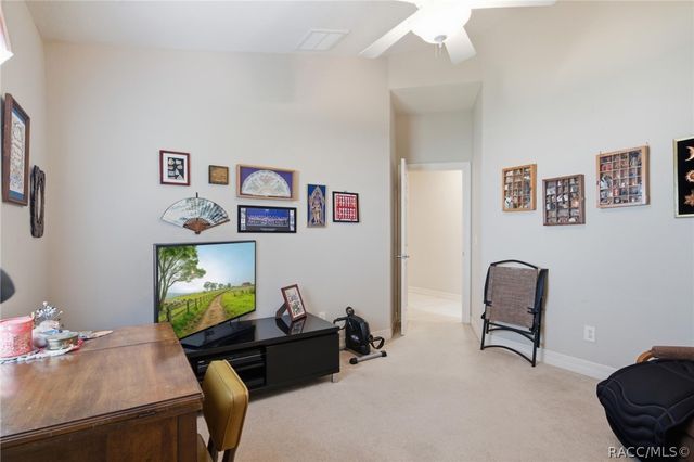 1041 W Beagle Run Loop, Hernando, FL 34442