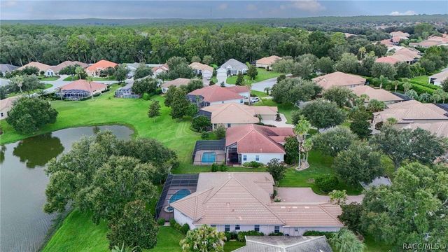 1041 W Beagle Run Loop, Hernando, FL 34442
